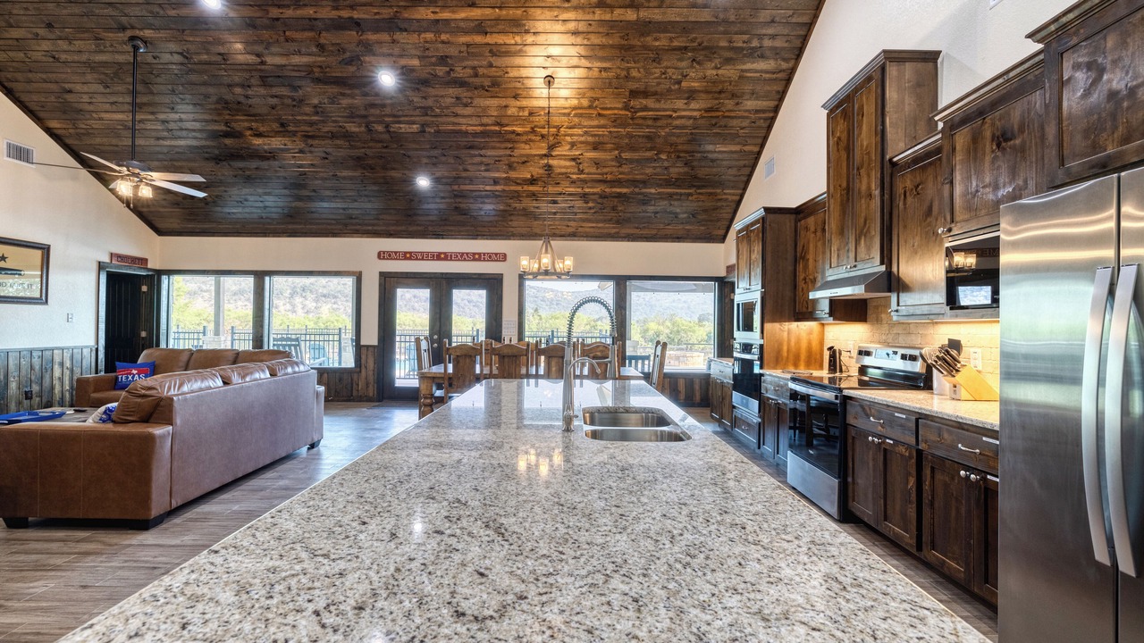 Photo of Kitchen in Concan