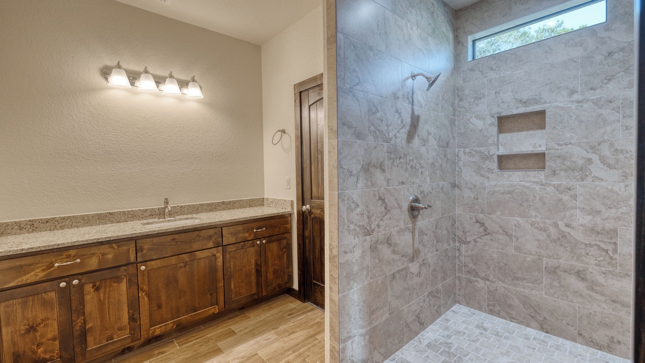 Photo of Bathroom in Concan