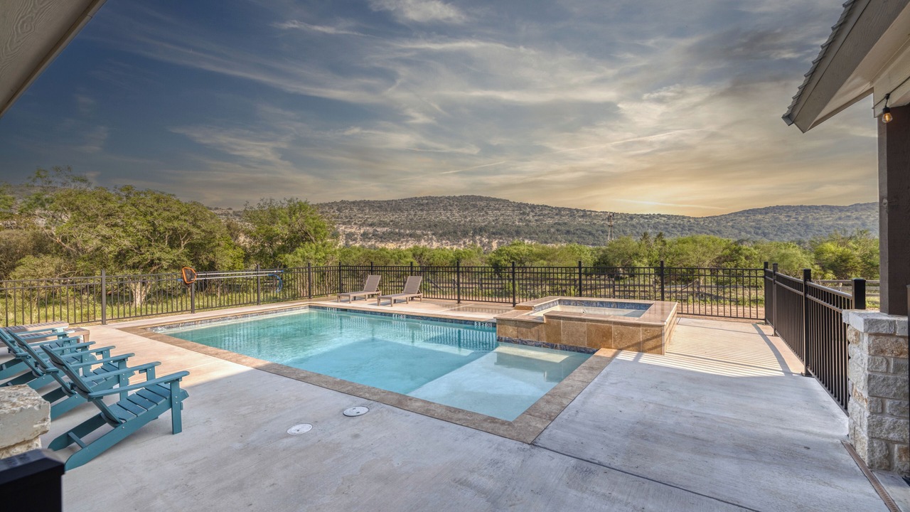 Photo of Outdoor in Concan