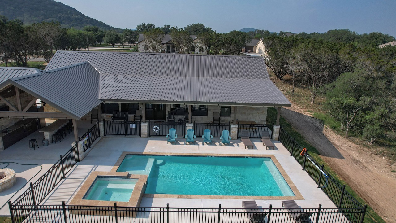 Photo of Outdoor in Concan