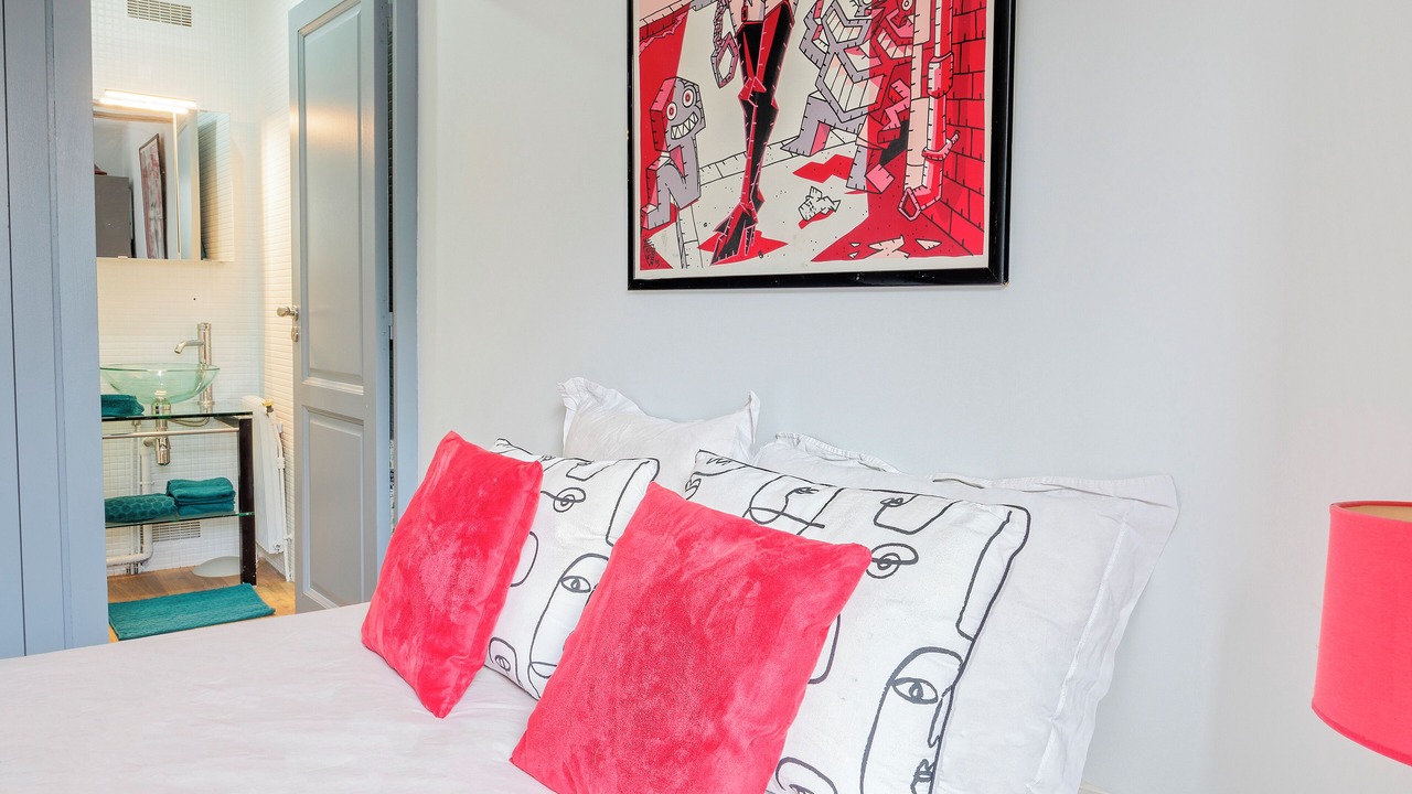 Photo of Bedroom in Le Celle-Saint-Cloud