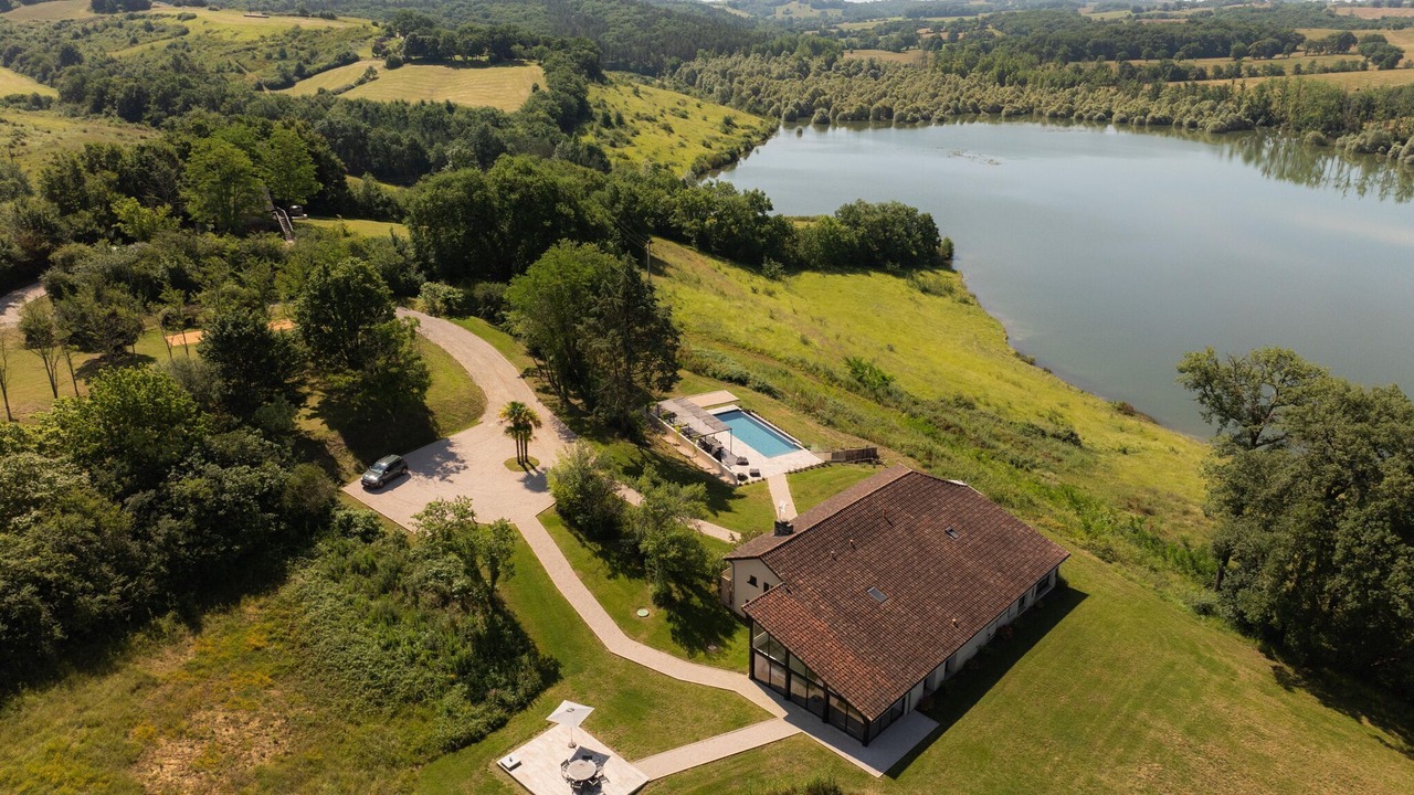 Photo of Others in Peyrusse-Grande