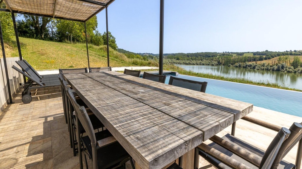 Photo of Patio Balcony in Peyrusse-Grande