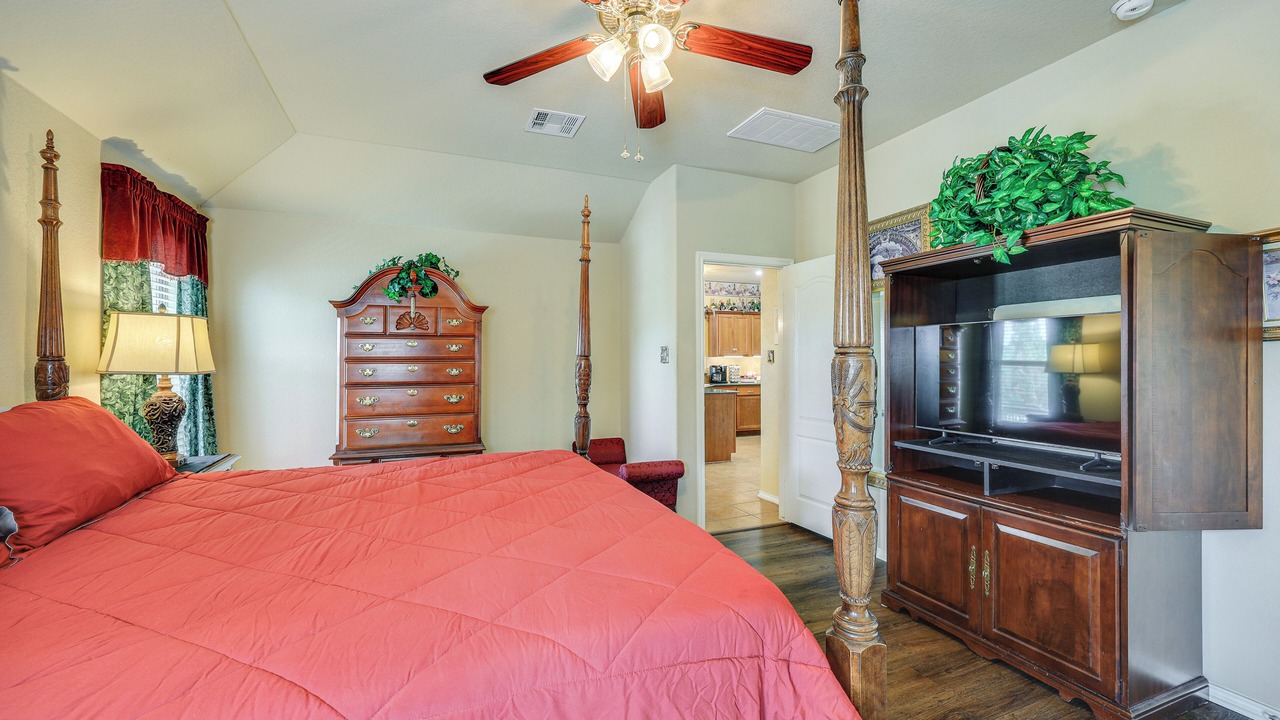 Photo of Bedroom in Wetmore