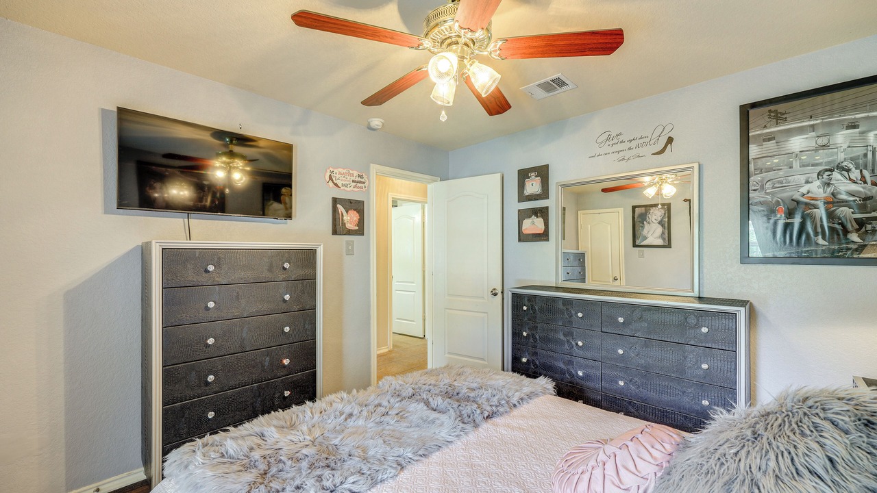 Photo of Bedroom in Wetmore