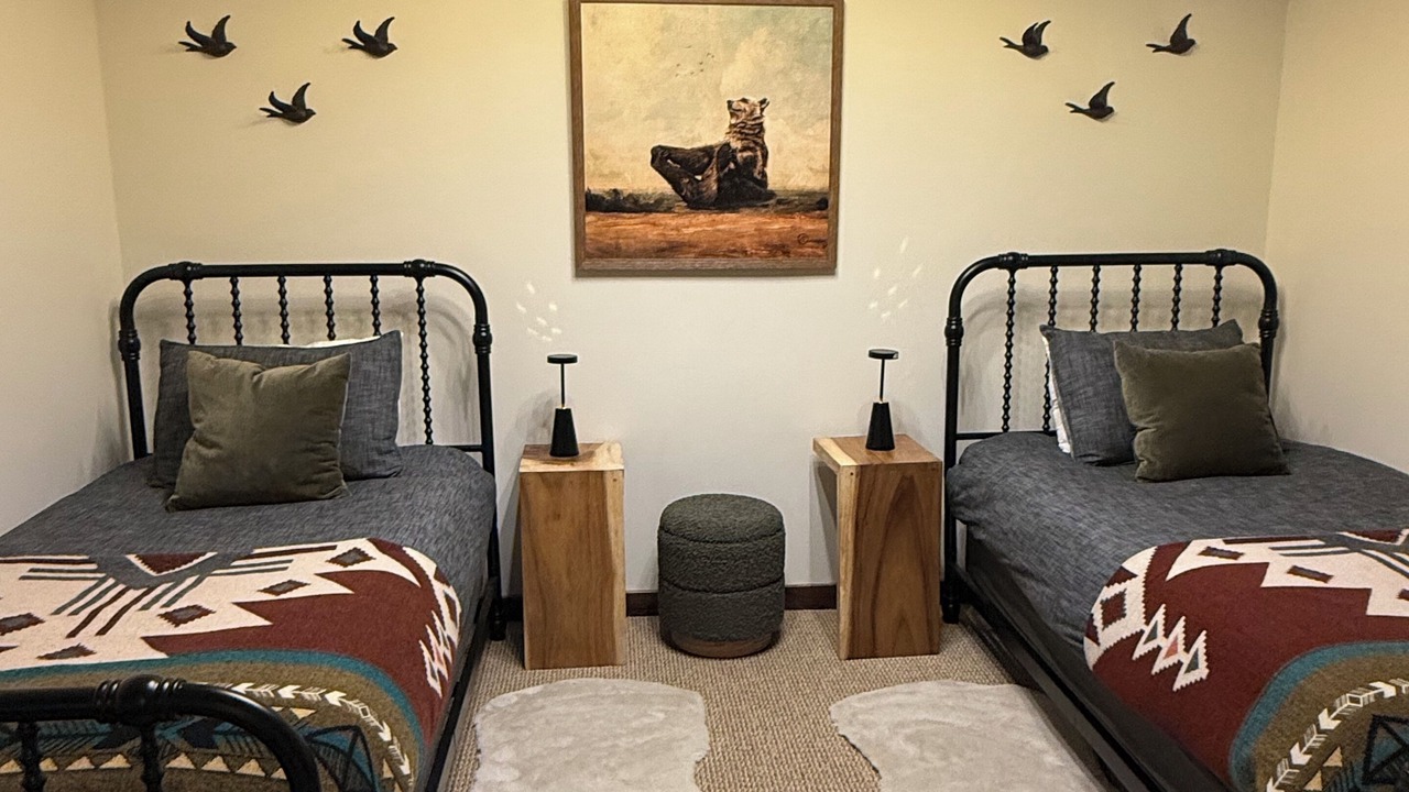 Photo of Bedroom in West Glacier