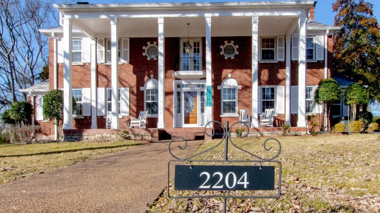 Photo of Outdoor in Donelson Hills