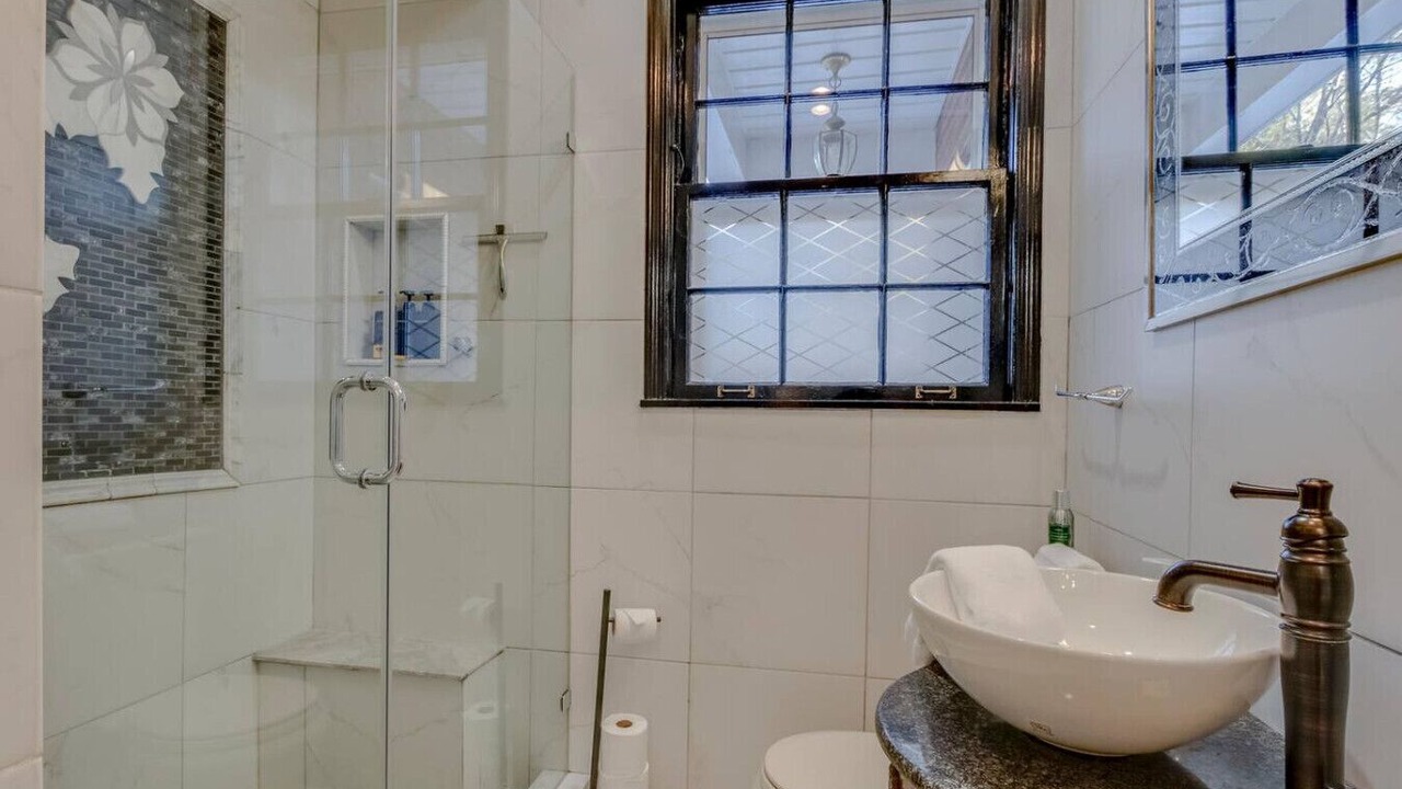 Photo of Bathroom in Donelson Hills