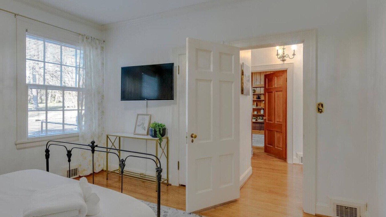 Photo of Bedroom in Donelson Hills