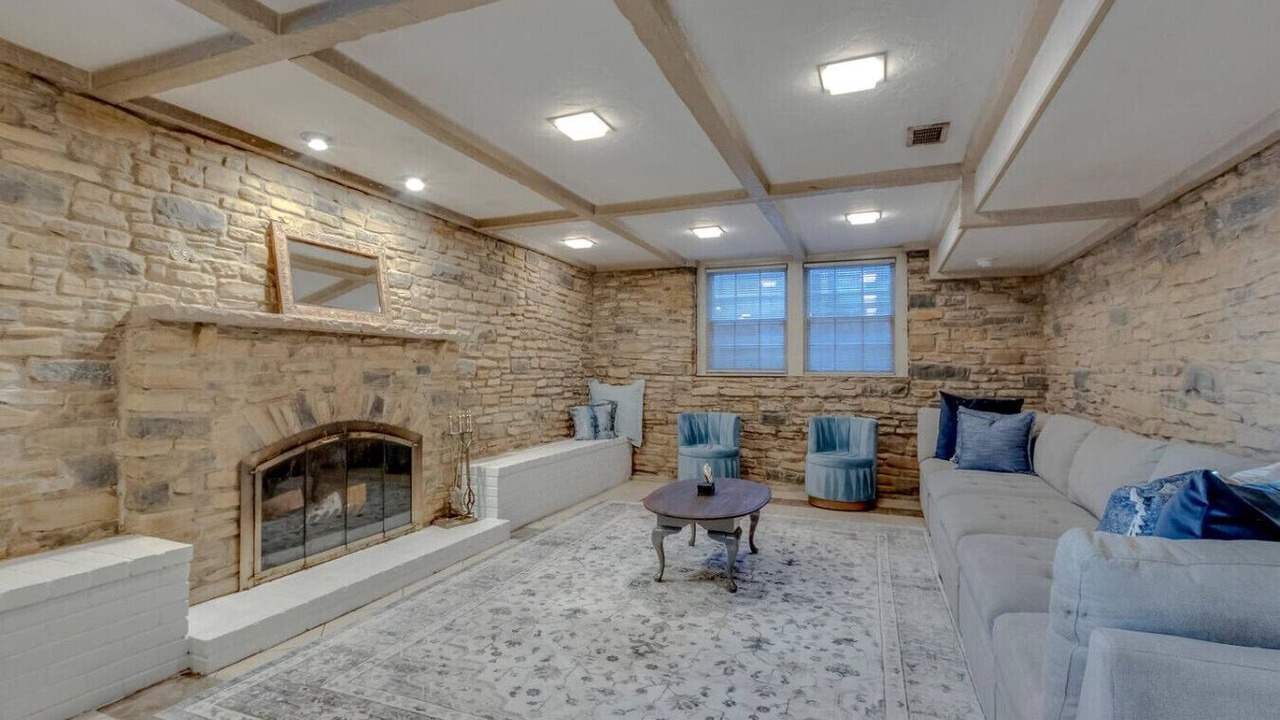 Photo of Livingroom in Donelson Hills