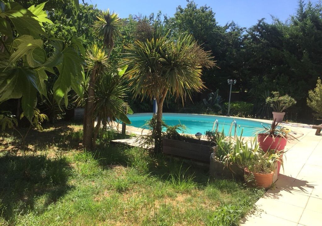 Photo of Outdoor in Lunel