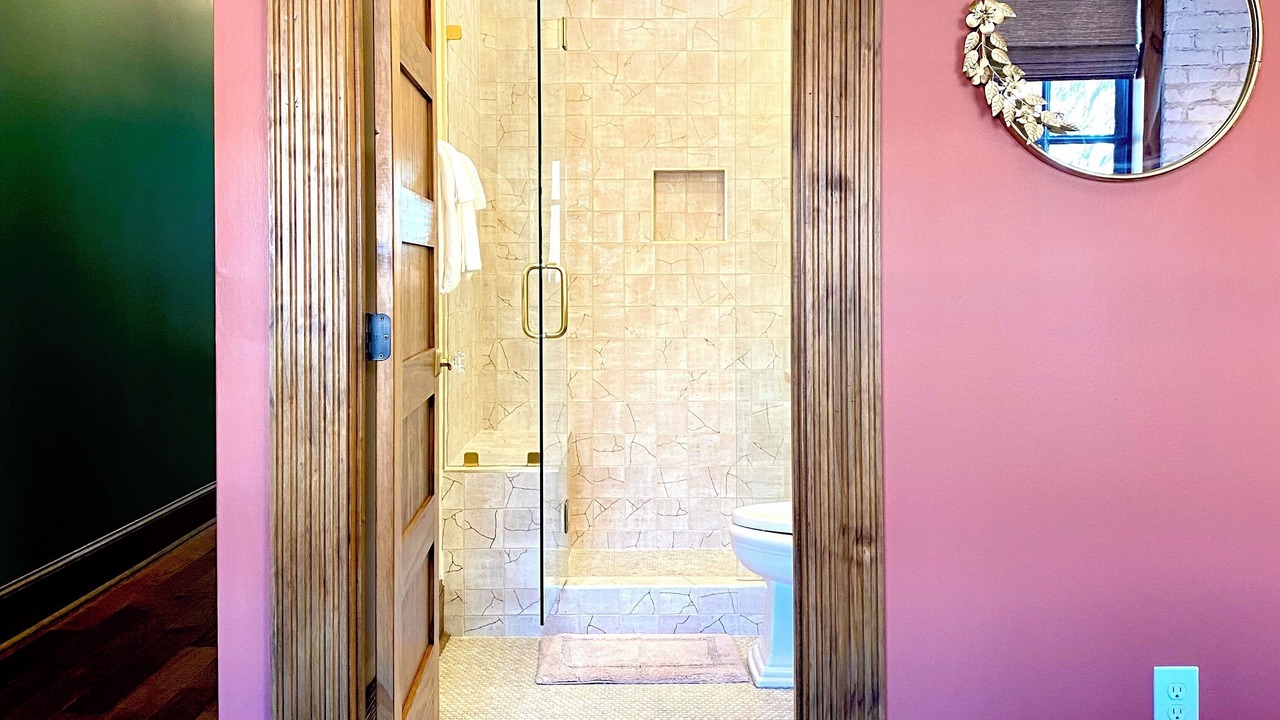 Photo of Bathroom in Downtown Chattanooga