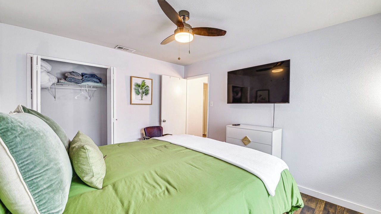 Photo of Bedroom in The Colony