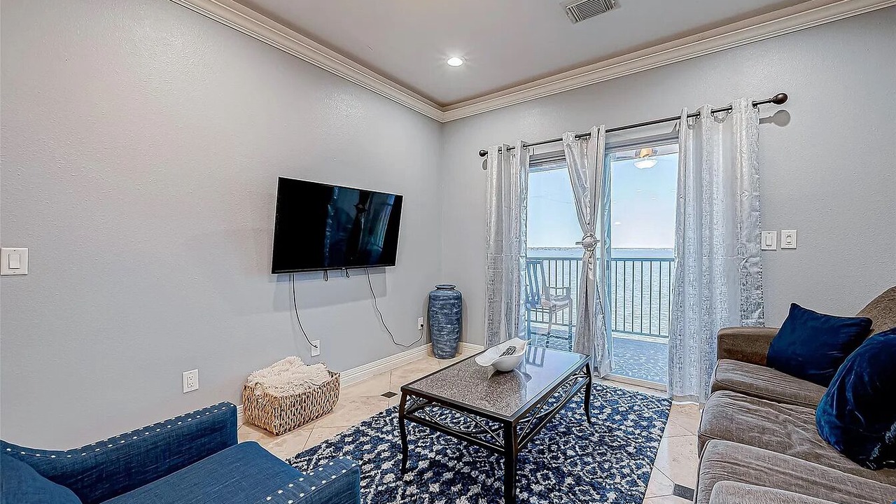Photo of Livingroom in Seven Coves