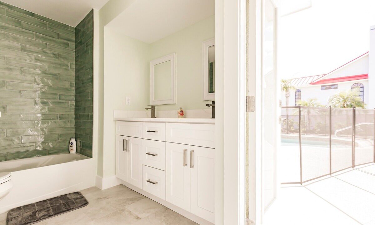 Photo of Bathroom in Beachview Country Club Estates