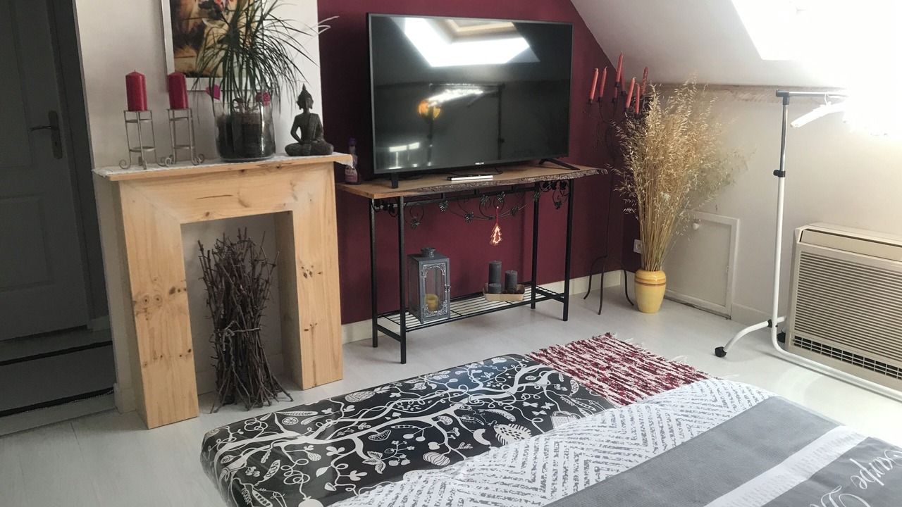 Photo of Bedroom in Checy