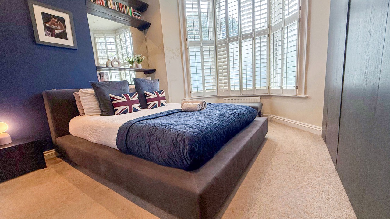 Photo of Bedroom in Addison