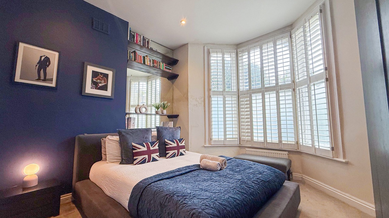 Photo of Bedroom in Addison