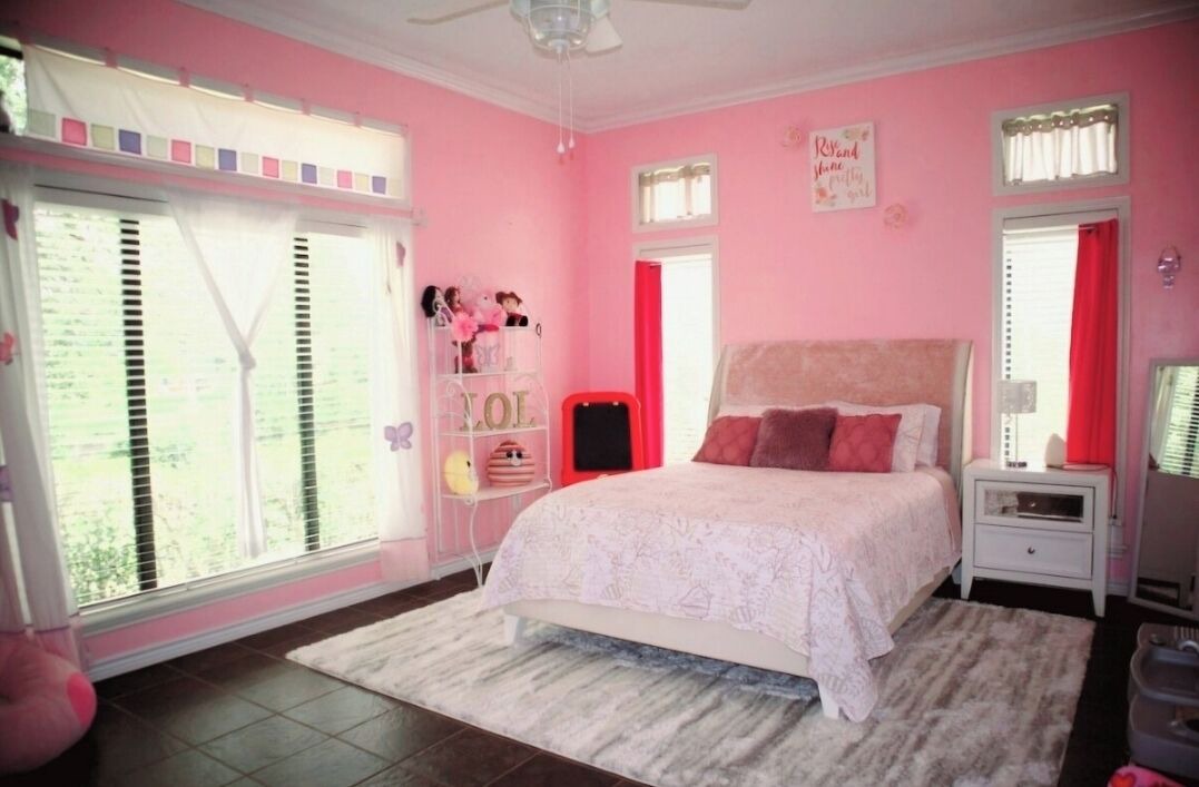 Photo of Bedroom in Grapeland