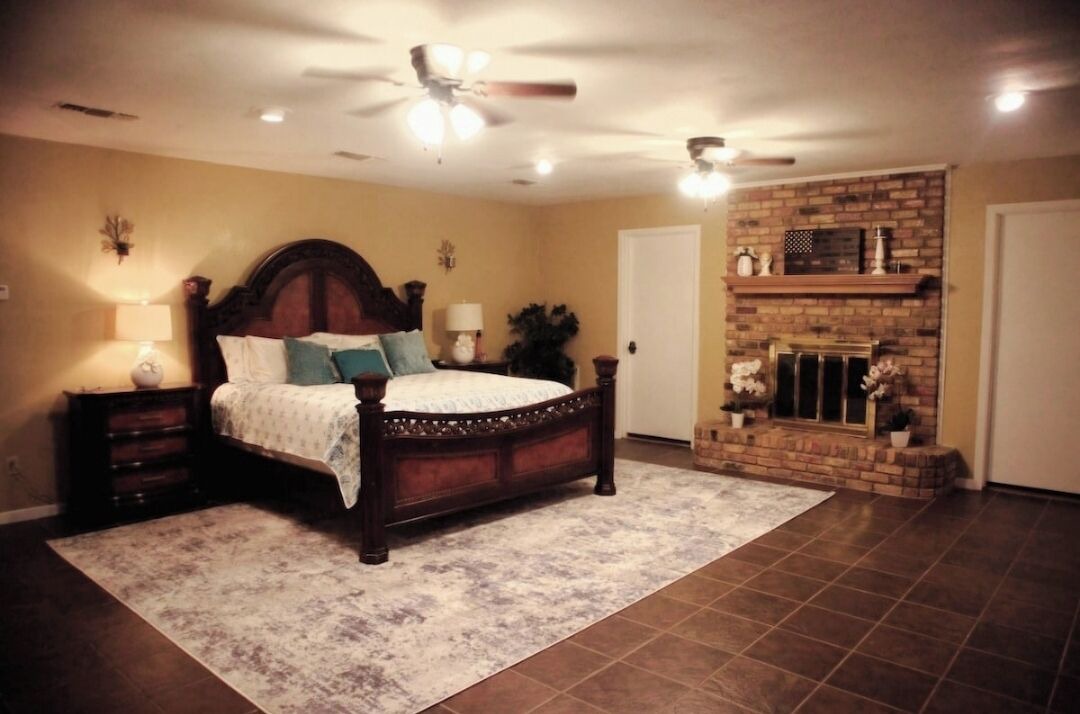 Photo of Bedroom in Grapeland