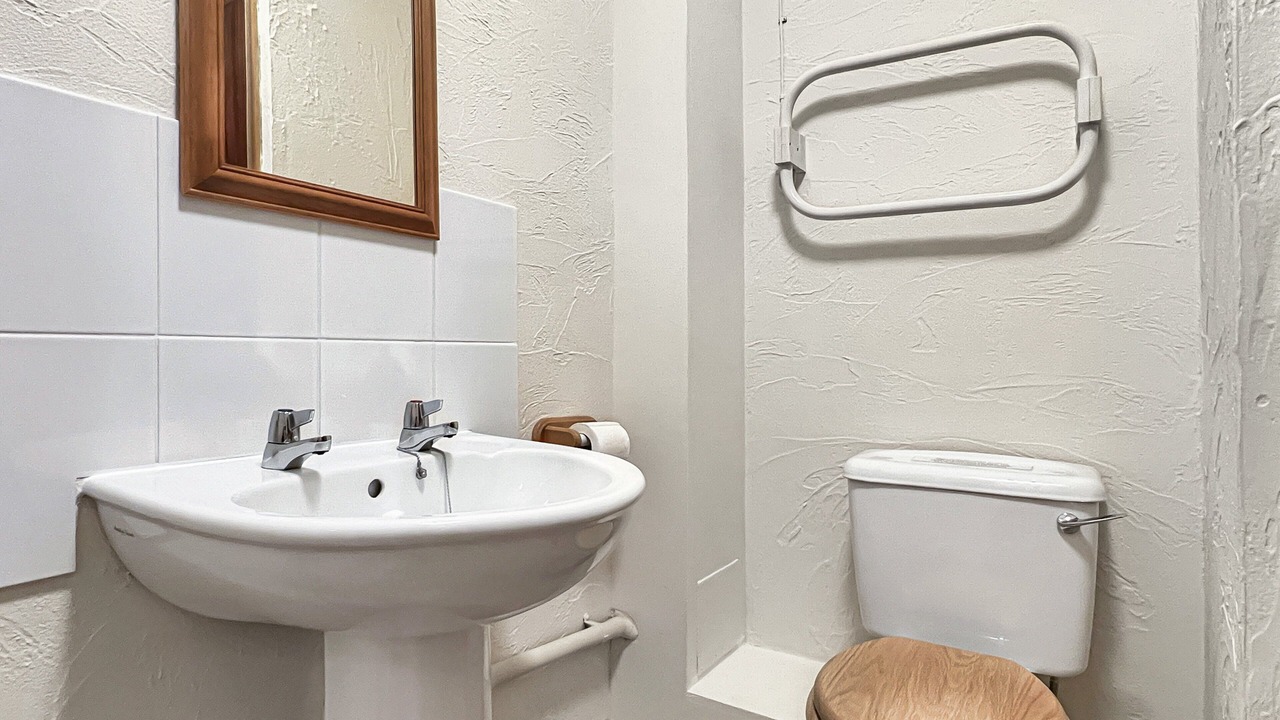 Photo of Bathroom in Swimbridge