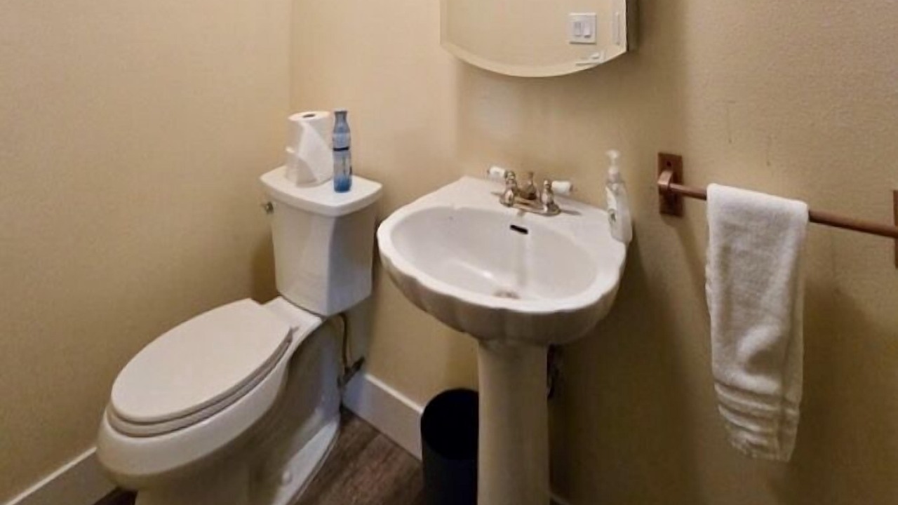 Photo of Bathroom in Girdwood