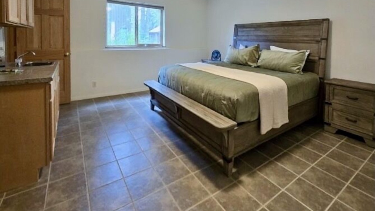 Photo of Bedroom in Girdwood