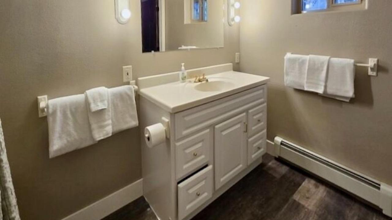 Photo of Bathroom in Girdwood