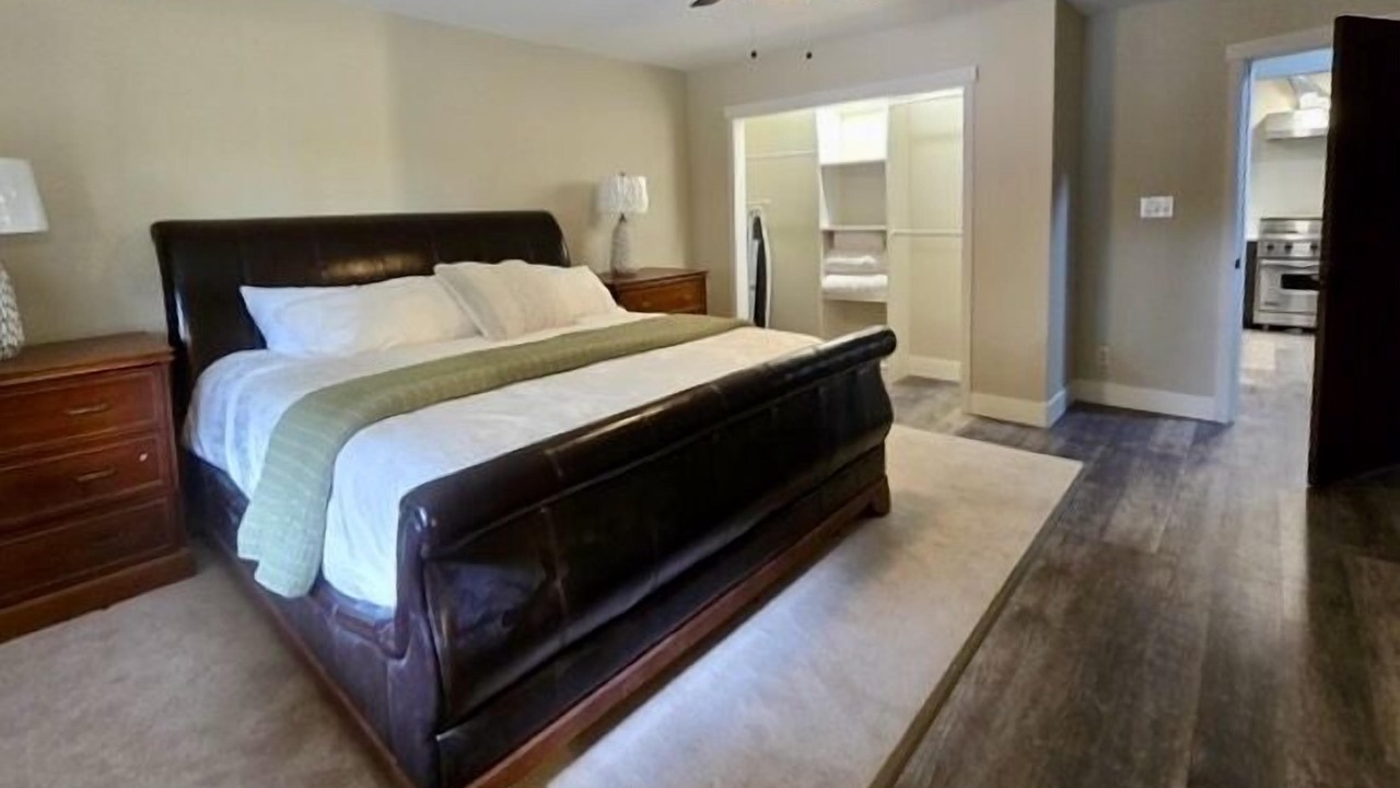 Photo of Bedroom in Girdwood