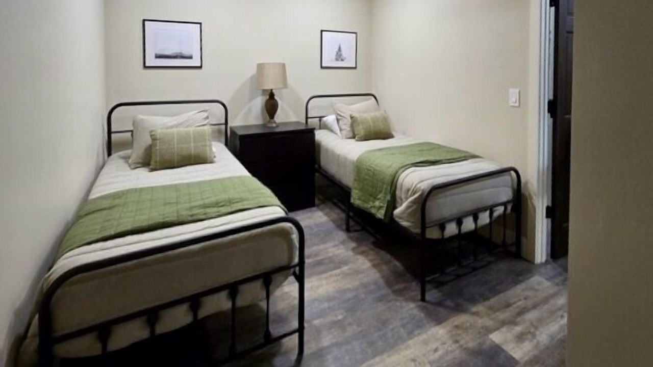 Photo of Bedroom in Girdwood