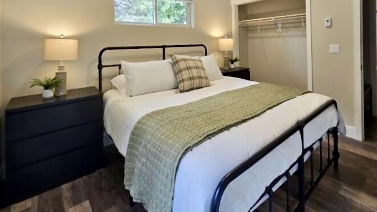 Photo of Bedroom in Girdwood