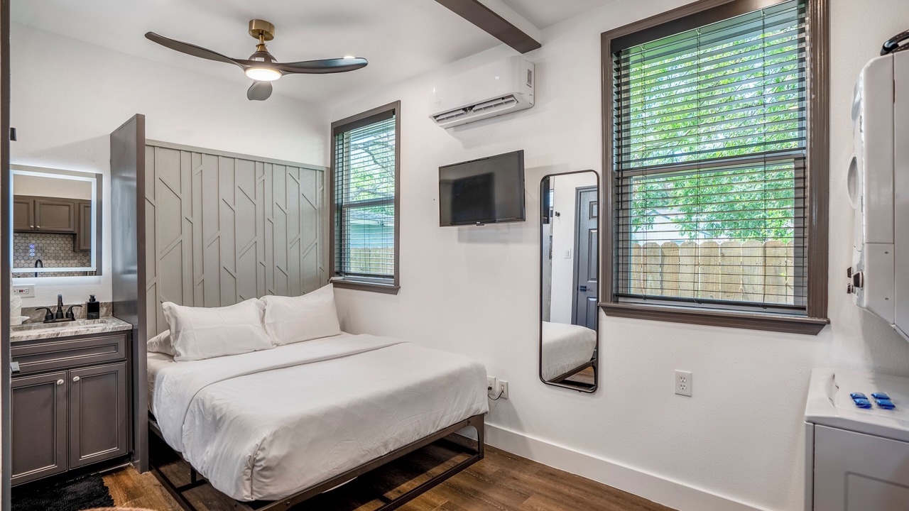 Photo of Bedroom in Greater East End