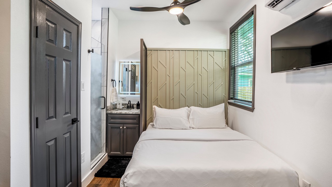 Photo of Bedroom in Greater East End