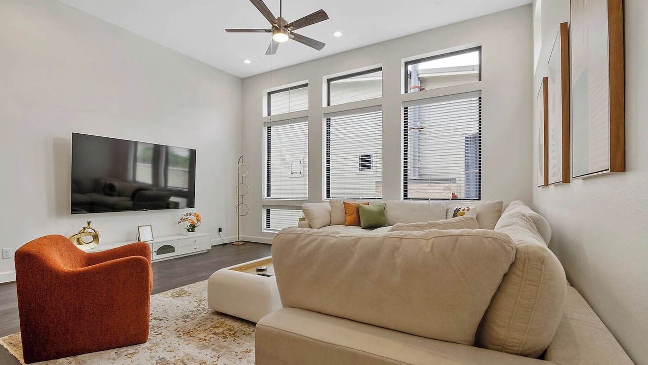 Photo of Livingroom in Montrose