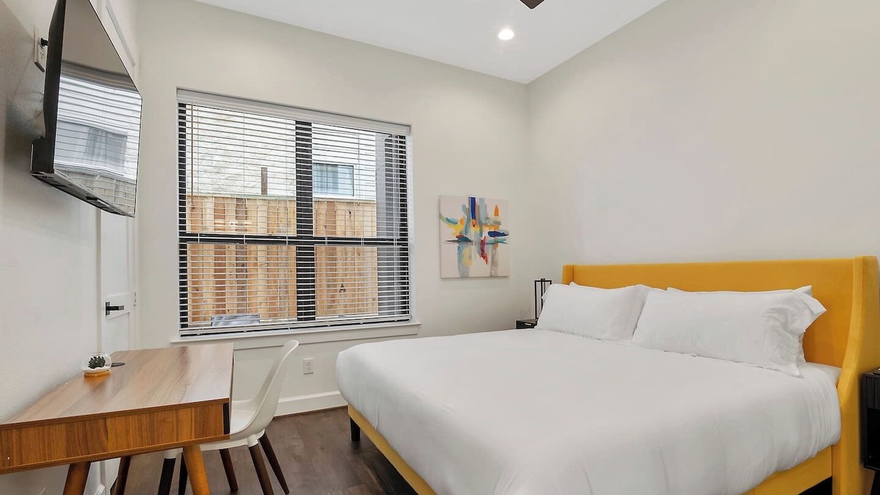 Photo of Bedroom in Montrose