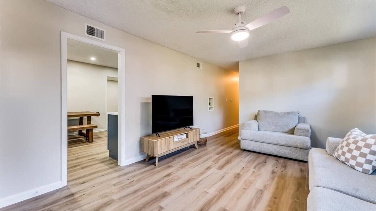 Photo of Livingroom in Derby