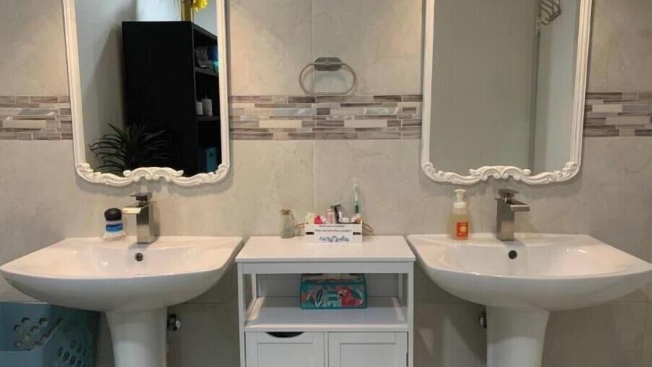 Photo of Bathroom in South Side