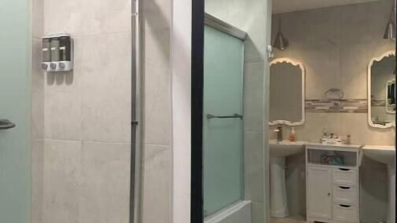 Photo of Bathroom in South Side