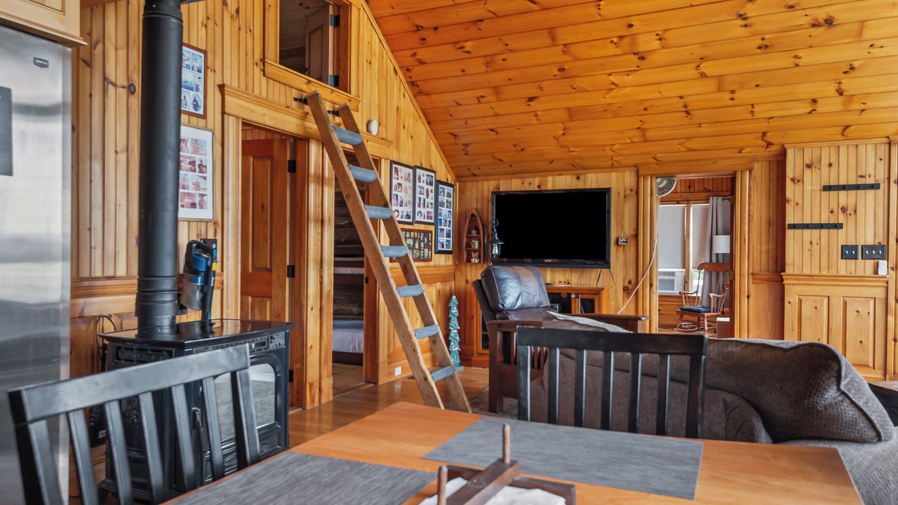 Photo of Bedroom in Rangeley Plantation
