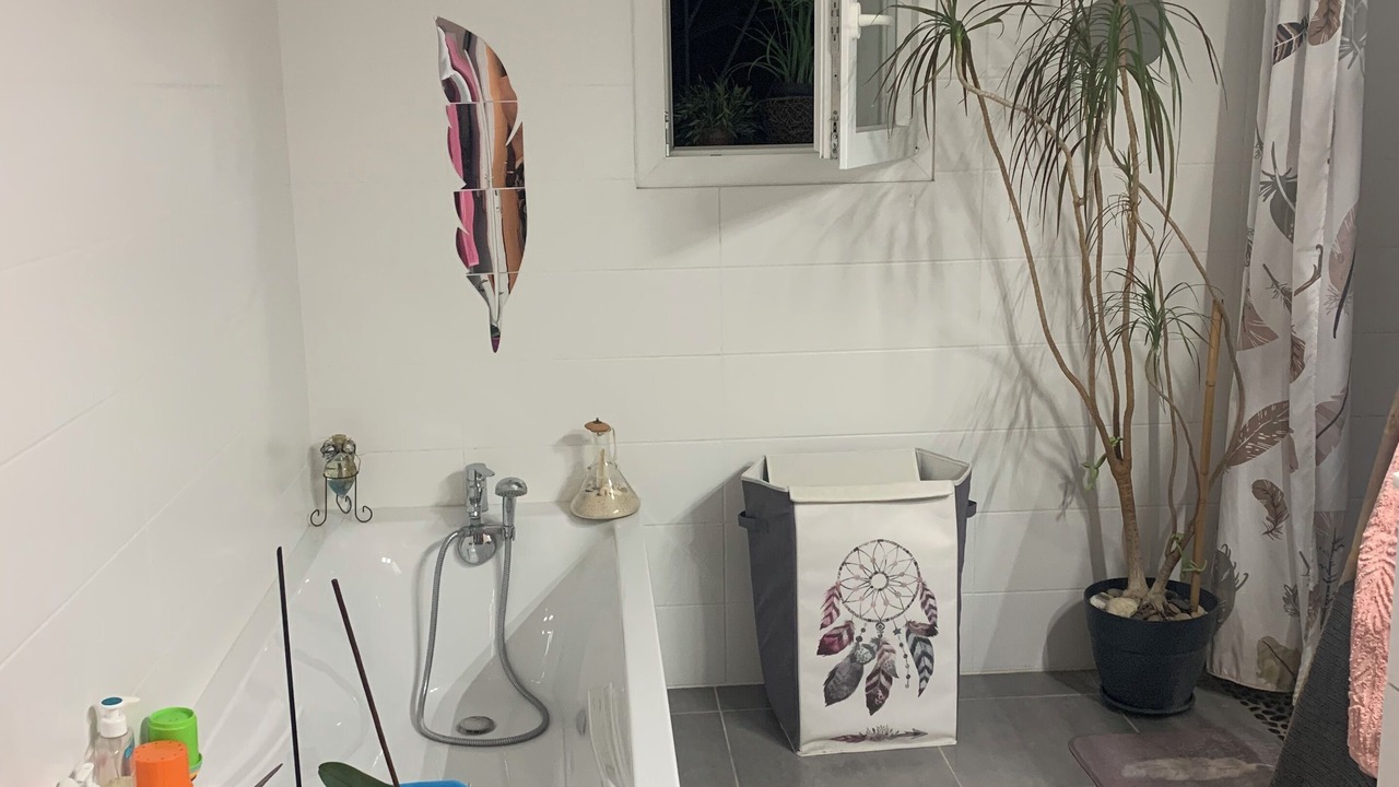 Photo of Bathroom in Lunel-Viel