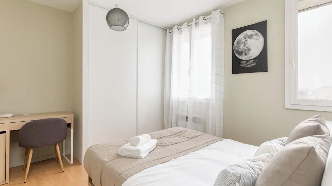 Photo of Bedroom in Toulouse Left Bank