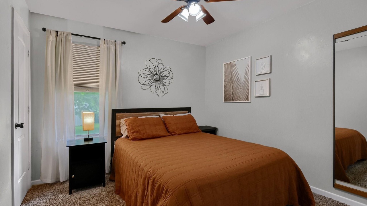 Photo of Bedroom in Whitesboro