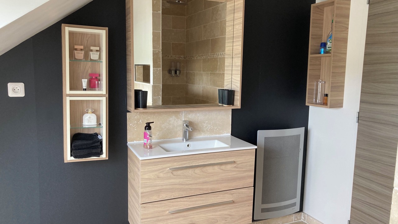 Photo of Bathroom in Bec-de-Mortagne