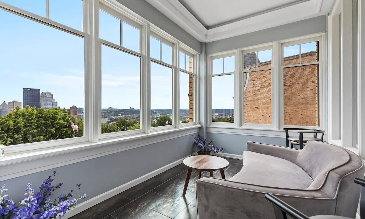 Photo of Livingroom in Mount Washington