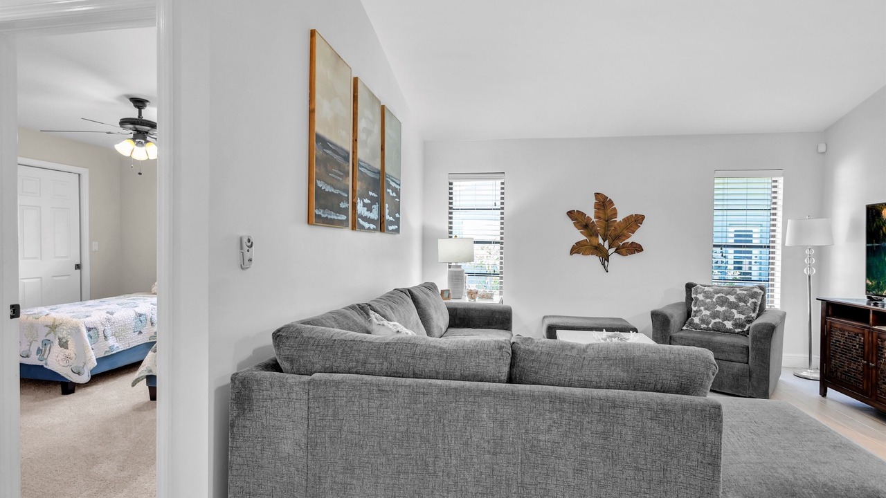 Photo of Livingroom in Caloosahatchee