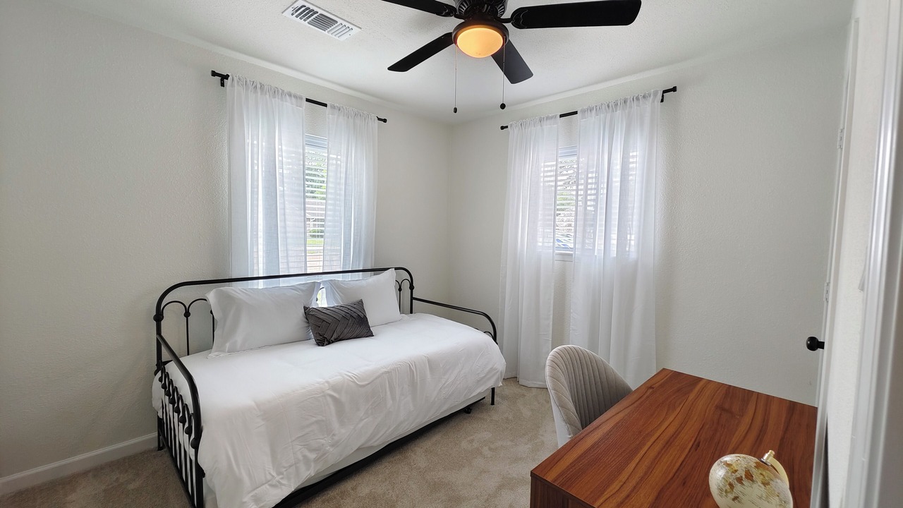 Photo of Bedroom in Clodine