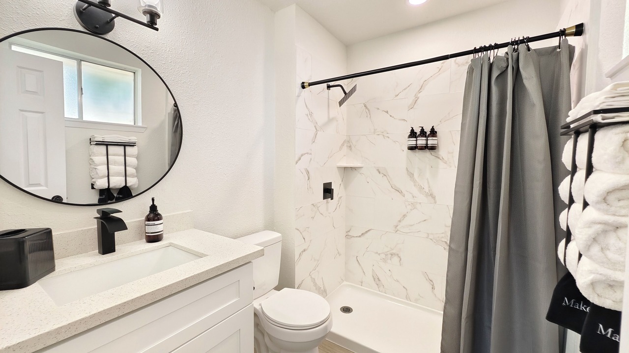 Photo of Bathroom in Clodine