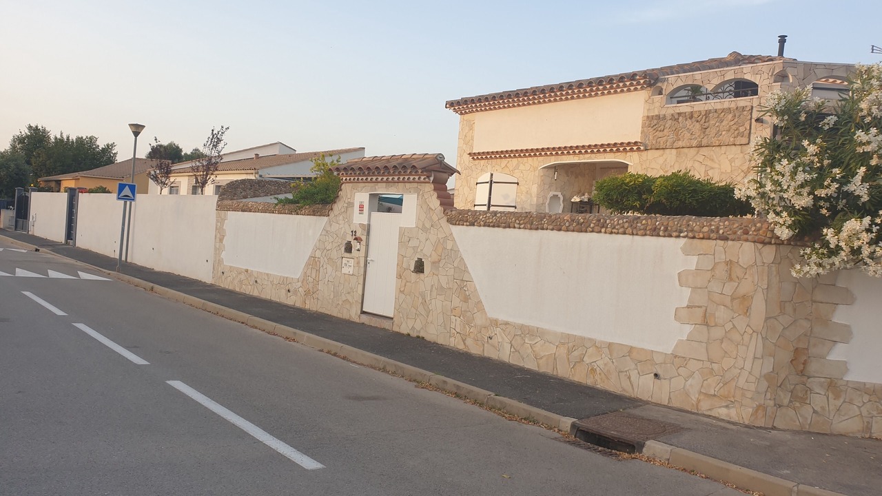 Photo of Outdoor in Lunel