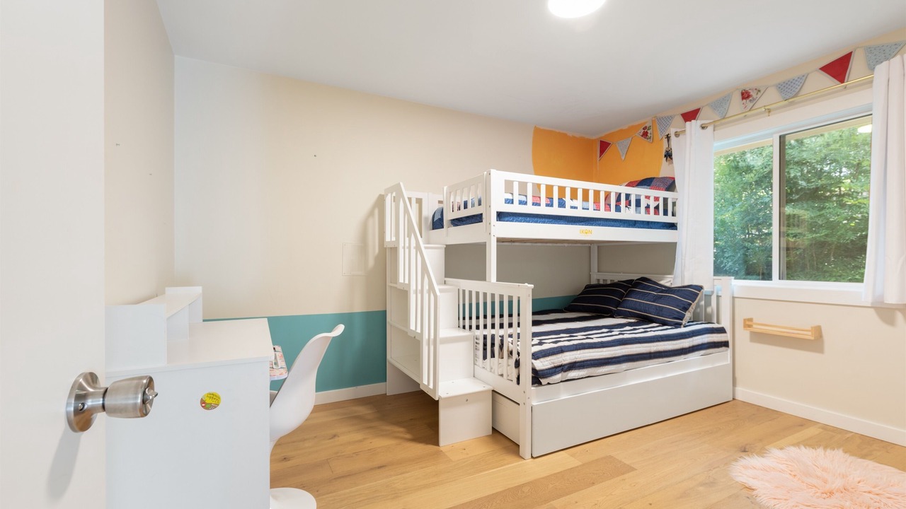 Photo of Bedroom in Lost Creek