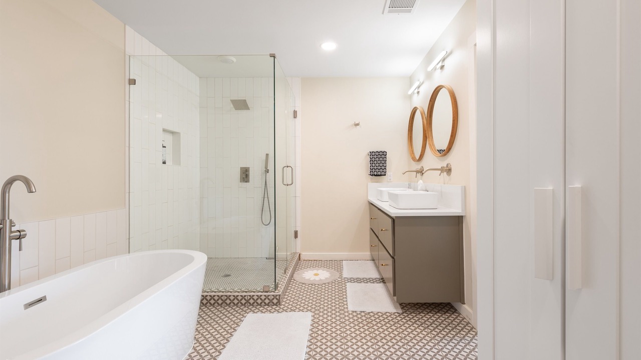 Photo of Bathroom in Lost Creek